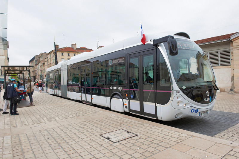  Iveco Bus поставит 151 газовый автобус Crealis в Баку